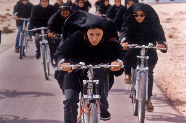 1. Roozi ke zan shodam (2000)