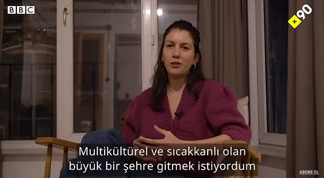 Multikültürel ve sıcakkanlı bir ülkeye gitmeyi düşündüğünü, Güney Amerika ve Orta Doğu arasında karar vermeye çalışırken de bir anda kendini İstanbul'da bulduğunu söylüyor Léa.
