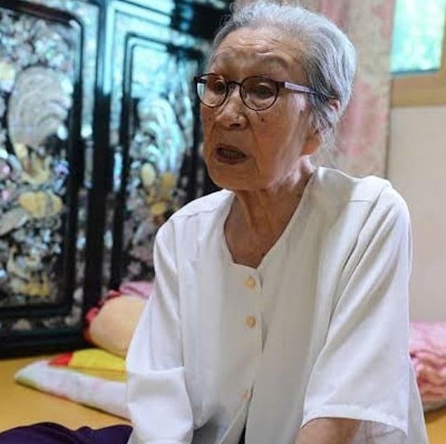 Ancak Japonya hükumeti bu olaylarla ilgili hiçbir şekilde ne kadınların taleplerini kabul ediyor ne de özür diliyor.
