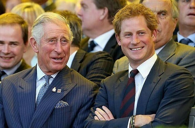 7. Harry Kraliçe ile arasının çok iyi olduğunu fakat Charles ve Will ile ilişkilerinin çok da iyi olmadığını dile getirdi.