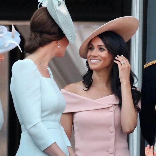 9. Meghan, düğünden önce Kate yüzünden ağlamış.