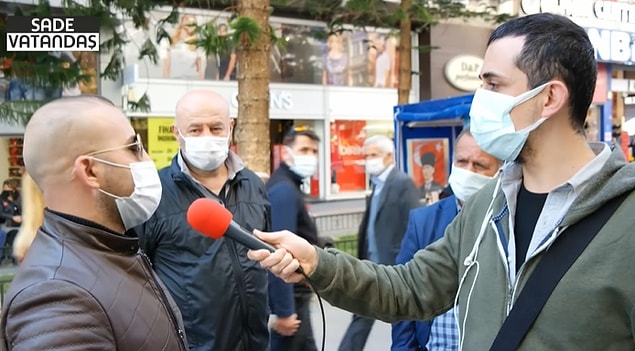'Vatandaşın cebinde para var mı?' sorusuna 'Evet' diyen kişi, 'vatandaşın cebinde para yoksa hırsızlık yapar, yağmacılık yapar' dedi.