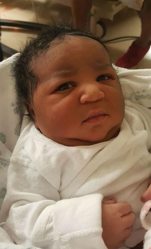 13. Этот ребенок уже устал от всего