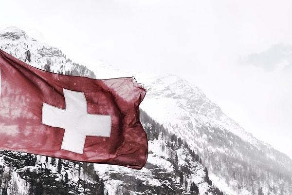 İsviçre'nin yaşanabilecek en güzel ve en zengin ülkelerden bir tanesi olduğunu duymuşsunuzdur...