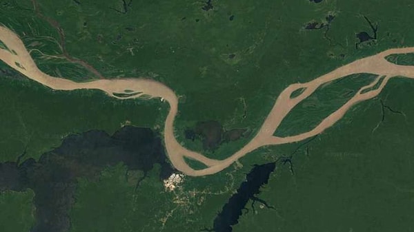 9. Назовите эту великую реку: