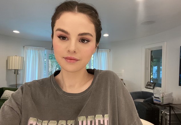 Oyuncu ve şarkıcı Selena Gomez, yaptığı her işle büyük beğeni topluyor biliyorsunuz ki...