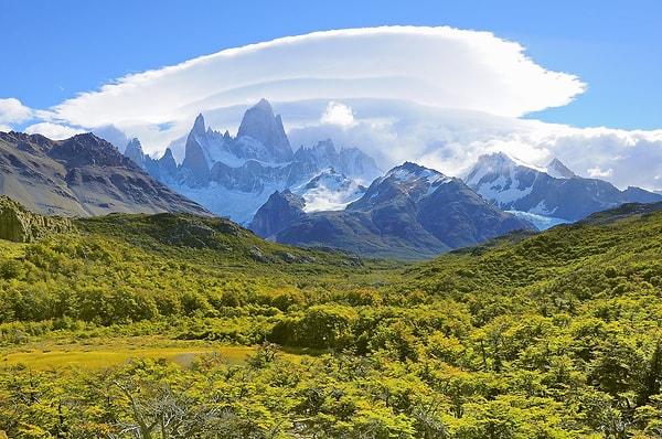 4. Güney Amerika kıtasında şimdiye kadar kaydedilen hem en sıcak hem de en soğuk sıcaklık Arjantin'de meydana gelmiştir.