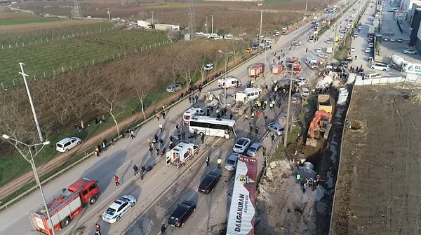 Bursada Tır Kazası Dehşet Saçtı