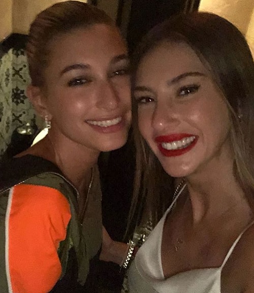 Yıllardır Değişmedi: Şeyma Subaşı ve Ünlü Model Hailey Bieber'ın Benzerliği Konuşulmaya Devam Ediyor