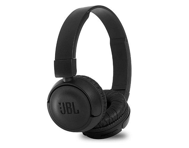 4. JBL T460BT Kulak Üstü Bluetooth Kulaklık