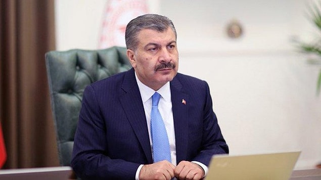 "Medya çelişki ve tutarsızlıklarını sergilemeli"