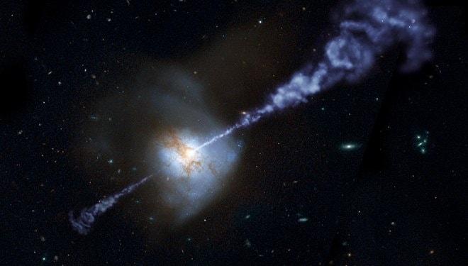 230 Milyon Işık Yılı Uzakta: Gök Bilimciler Hareket Eden Süper Kütleli Kara Delik Keşfetti