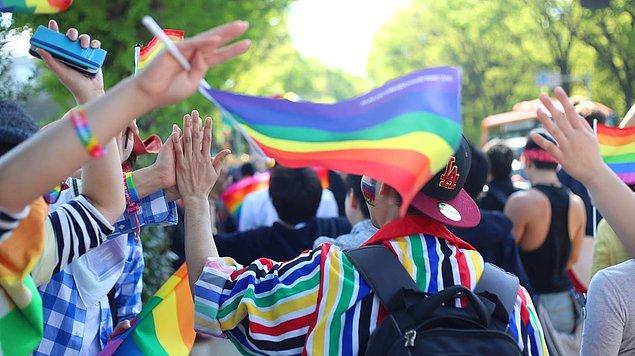 Bu kararın Japonya'da devlete karşı eşcinsel çiftlerin açtığı onlarca davaya emsal olması bekleniyor.