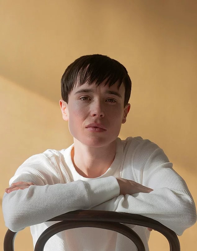 2. X-Men ve Inception gibi son derece başarılı yapımlarda yer alan Ellen Page daha öncesinde ismini Elliot olarak değiştirdiğini ve trans bir birey olduğunu açıklamıştı.