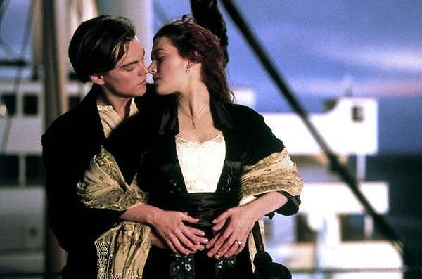 1. Titanic (Titanik) - Rose ve Jack