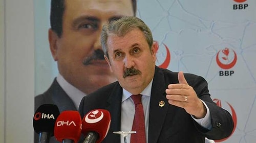 Destici: 'Andımızın Tekrar Okullarımızda Okutulmasını İstiyoruz'