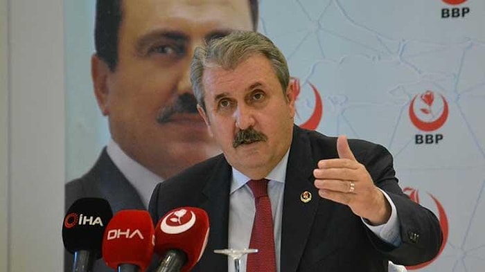 Destici: 'Andımızın Tekrar Okullarımızda Okutulmasını İstiyoruz'