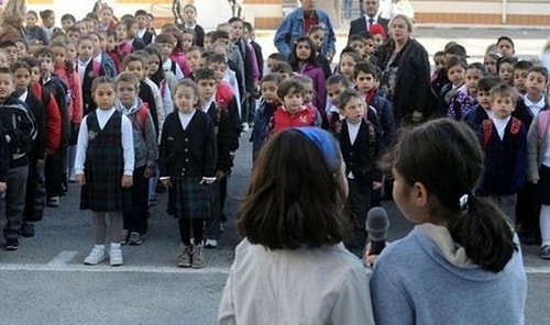 Destici: 'Andımızın Tekrar Okullarımızda Okutulmasını İstiyoruz'