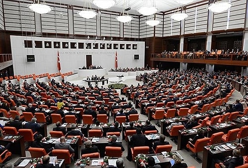 Siyasi Tarihimizde 25 Parti Kapatıldı: HDP'nin Kapatılma Davası Nasıl İlerleyecek?