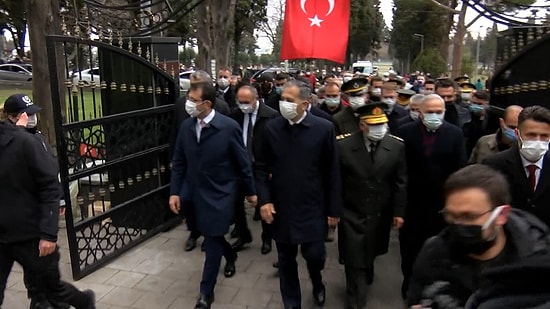 Edirnekapı Şehitliği'ne Giden İmamoğlu'na Tepki: 'Burası Pervin Buldan ile Ağaç Diktiğin Park Değil'