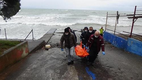 Düzce'de Denizde Kayboldu, Zonguldak'ta Cansız Bedeni Sahile Vurdu