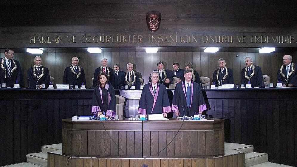 Siyasi Tarihimizde 25 Parti Kapatıldı: HDP'nin Kapatılma Davası Nasıl İlerleyecek?