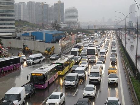İstanbul'da Trafik Kilit: Yoğunluk Yüzde 76'ya Ulaştı
