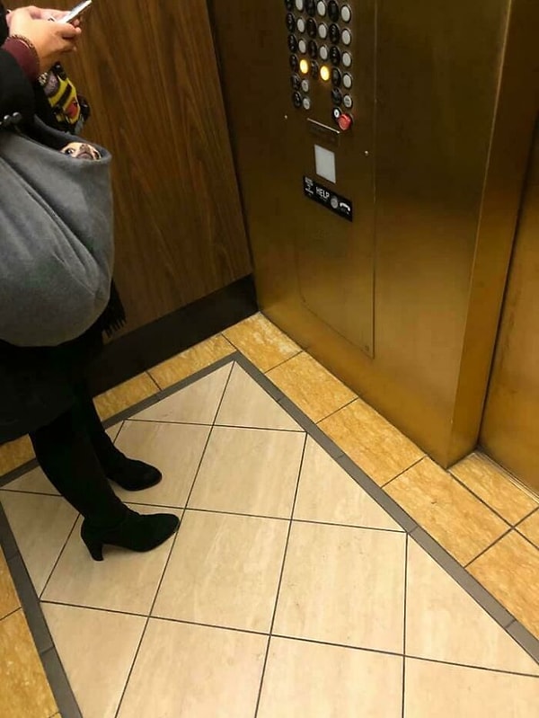 18. Иногда вы просто знаете, что за вами наблюдают