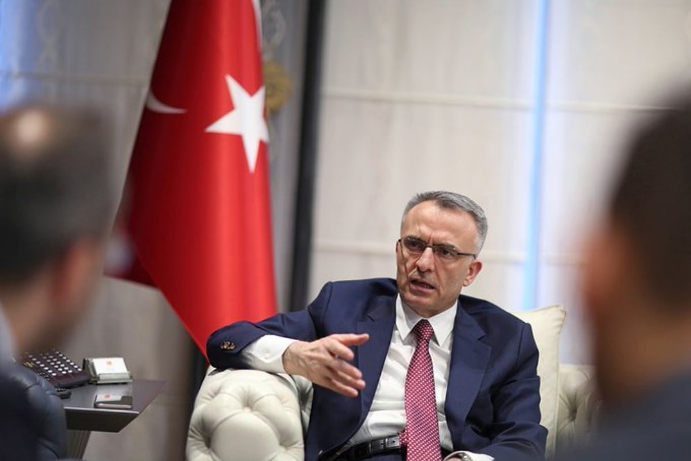 Merkez Bankası'nda Deprem: Naci Ağbal Görevden Alındı!
