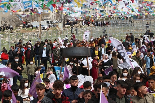 Nevruz Ateşi, Koronavirüs Önlemlerini Unutturdu