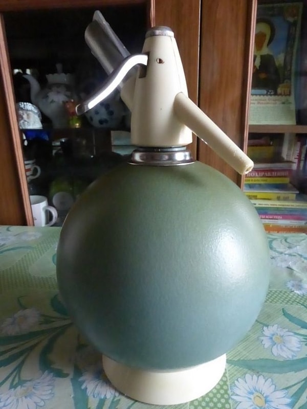 9. Сифон, чтобы готовить самую настоящую газировку