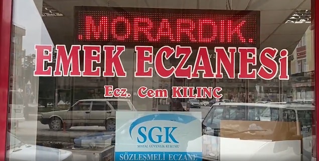 Türkiye'nin İstanbul Sözleşmesi'nden ayrılmasına, sözleşmeyi istemeyen kesimlerin 'Morardınız' şeklindeki yorumlarına ve sözleşmenin terk edilmesine tepki gösteren eczane ekrandan şu mesajları paylaştı: