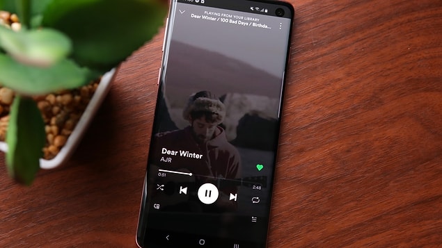 Devam edelim. Dördüncü sırada bazıları için ilk sırada olan müzik dinleme uygulamaları var. Oran, yüzde 68,6.