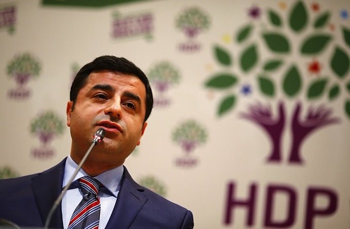 Selahattin Demirtaş'a Cumhurbaşkanı'na Hakaretten 3 Yıl 6 Ay Hapis Cezası