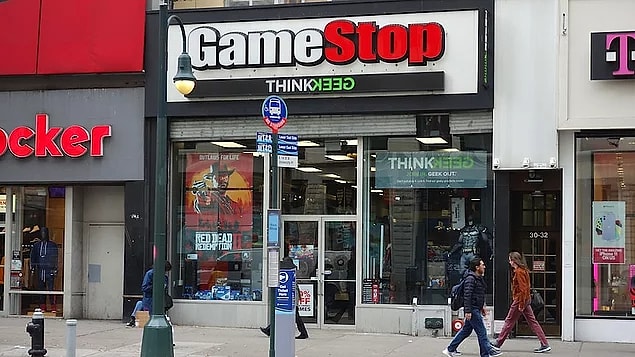 6. Küçük balıkların birleşerek büyük balığı yutabileceğinin bir örneği olan Gamestop vakası, piyasaya dair beklentileri değiştiriyor.