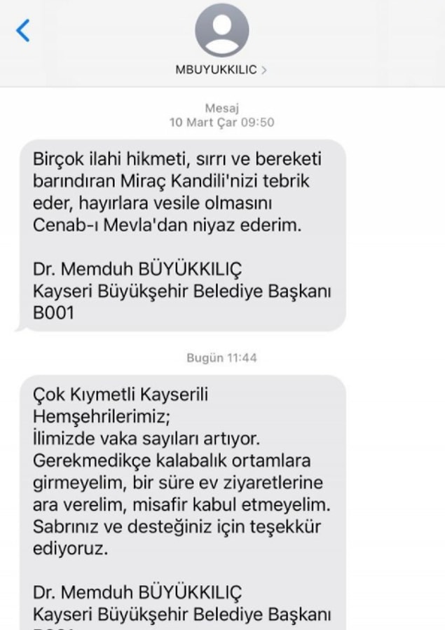Fakat kongreye katılan Büyükkılıç'ın aynı saatlerde vatandaşlara 'tedbir' mesajı gönderdiği ortaya çıktı.