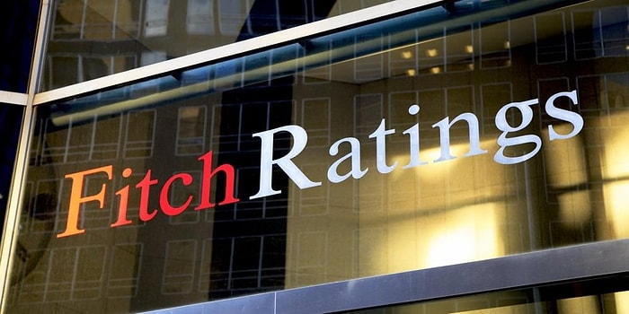 Fitch Türkiye'yi Kredi Notunun Düşebileceği Konusunda Uyardı