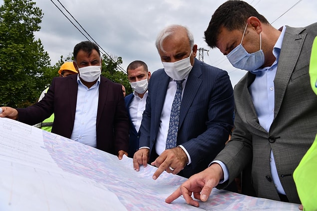 Mobilyaların, Kamu İhale Kanunu'nda yer alan, doğal afetler, salgın hastalıklar, can veya mal kaybı tehlikesi gibi ani ve beklenmeyen durumlarda yapılan 21/B maddesinden faydalanarak alınması ise oldukça tepki çekti.