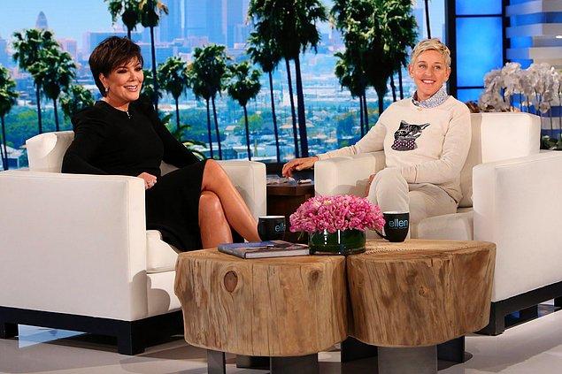 En az kızları kadar ünlü olan Kris Jenner geçtiğimiz günlerde The Ellen DeGeneres Show'a katıldı.