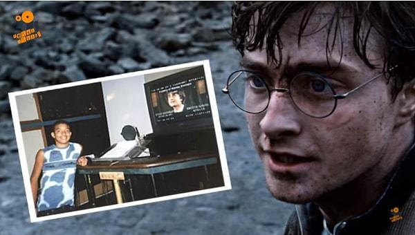 21. Hem Felsefe Taşı'nda hem de serinin geri kalan filmlerinde Harry Potter karakterini seslendiren kişi olan ses sanatçısı Caio César aynı zamanda bir polis memuruydu.