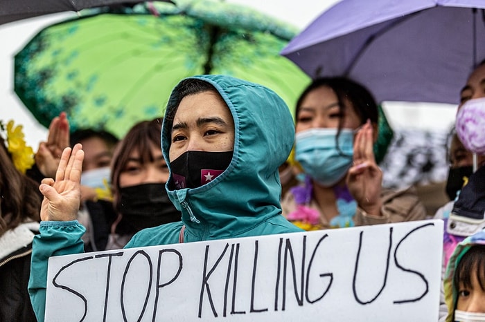 Myanmar'da Darbe Karşıtı Eylemlerin En Kanlı Günü: En Az 91 Protestocu Öldürüldü