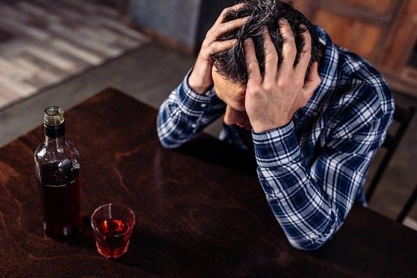 Alkolik olman başka psikolojik rahatsızlıklara sebep oldu mu?