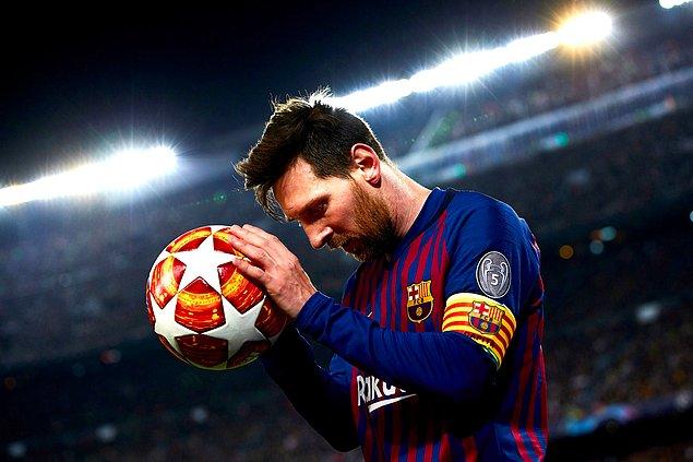 33 yaşındaki futbolcu Messi'nin yıllık kazancı ise 123 milyon sterlin.