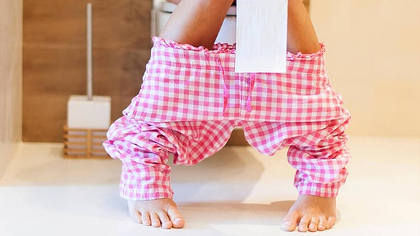 3. Никто не увидит, что вы ответите: вы из тех, кто не может выйти из дома, не сходив в туалет по утрам?