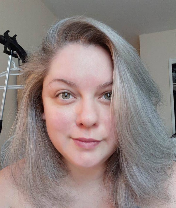 10. "Дала своей седине полную свободу".