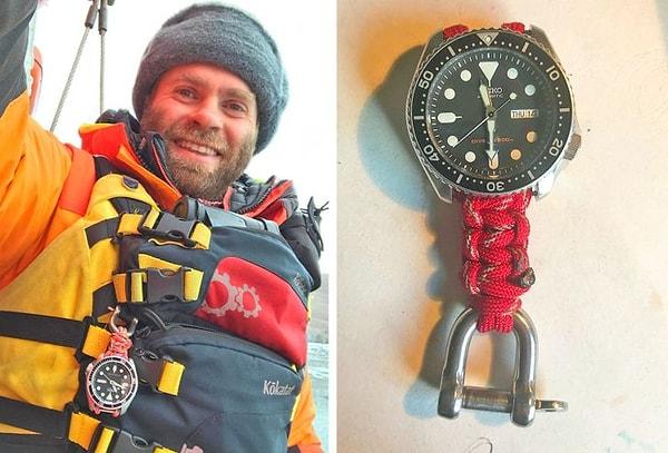 4. "Kuzey Kutbu ve Antarktika'da çalışıyorum. Çok katmanlı giyinmek zorunda olduğum için saatimi bileğime takmak yerine üzerine asıyorum."