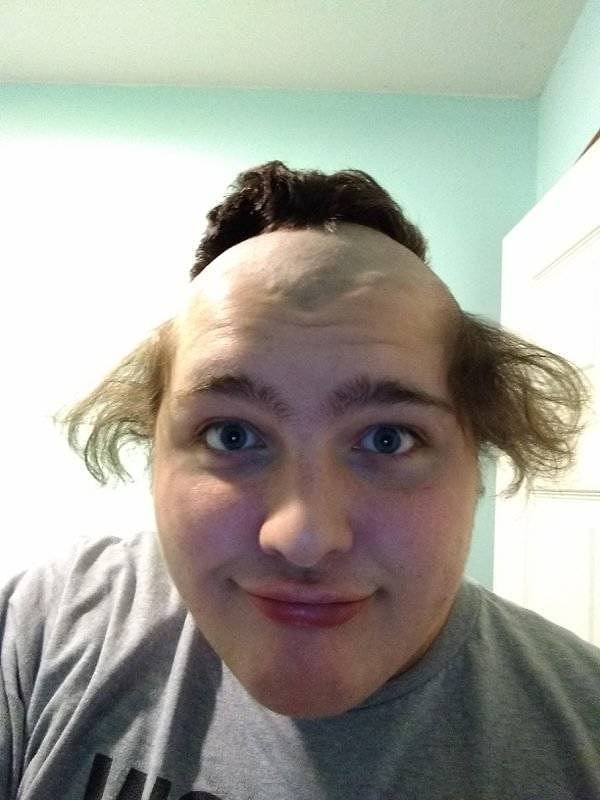 4. Этот парень точно вдохновлялся Эйнштейном.