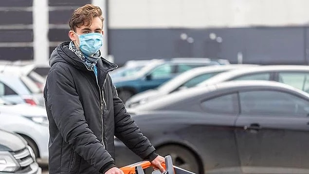 İstanbul’da 65 Yaş Üstü ve 20 Yaş Altı Yasağı Var Mı?