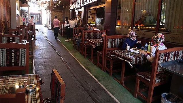 "İntikam alır gibi..."