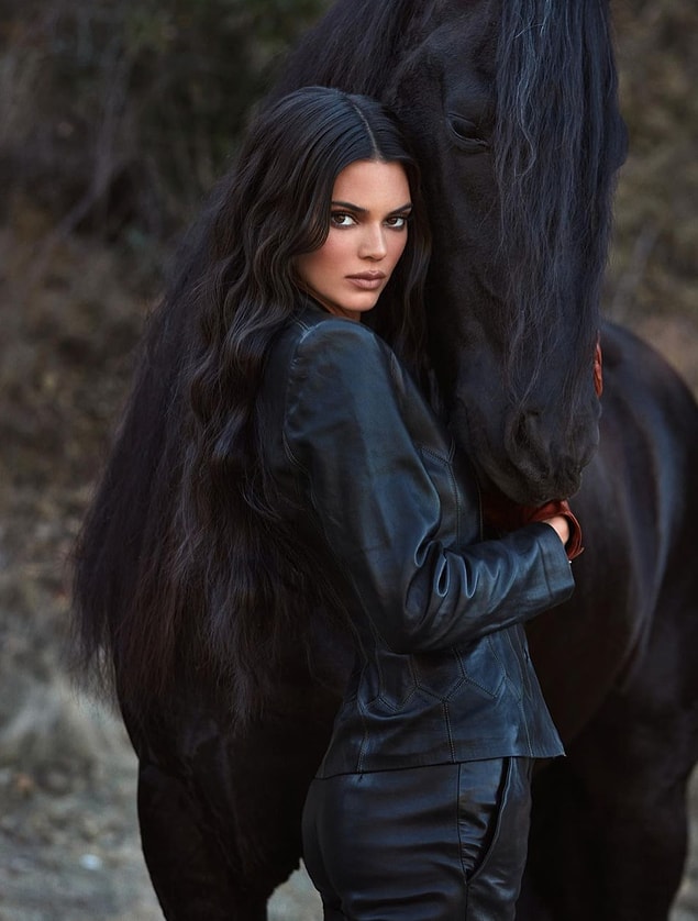 5. Kendal Jenner, Malik Bowker'ın kendisi hakkında yaptığı ölüm planı üstüne polise şikayette bulundu!
